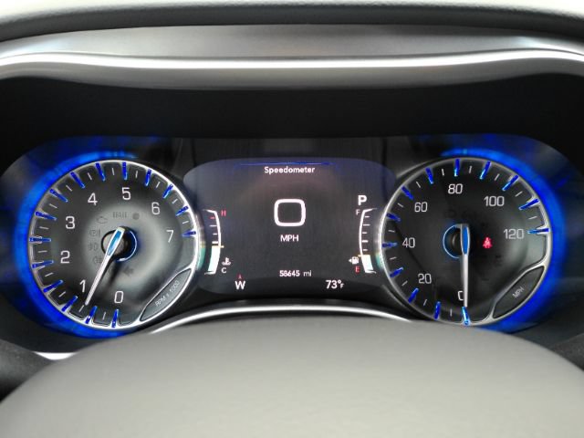 Used 2025 Chrysler Pacifica Select FWD image 41