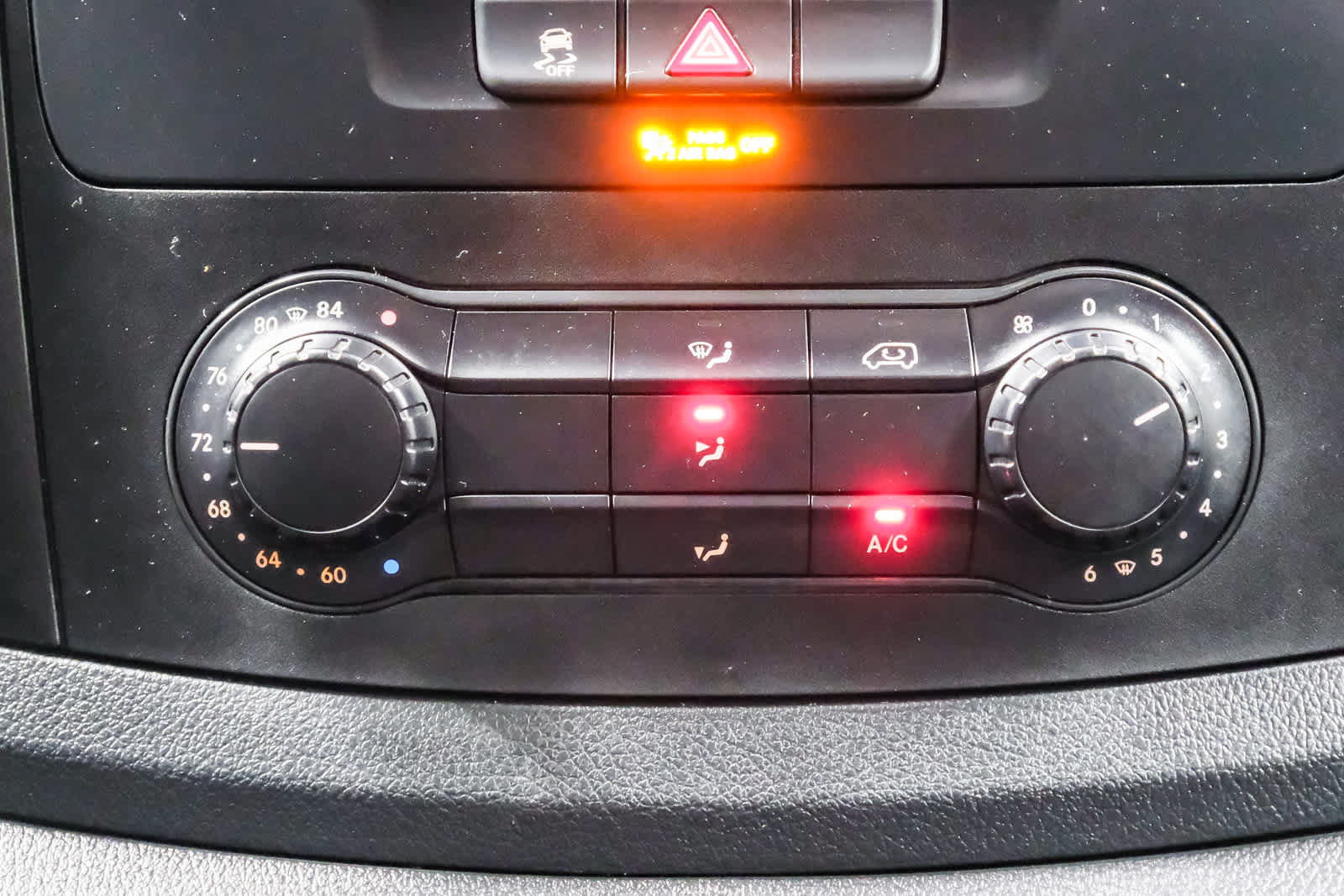 Used 2022 Mercedes-Benz Metris image 18