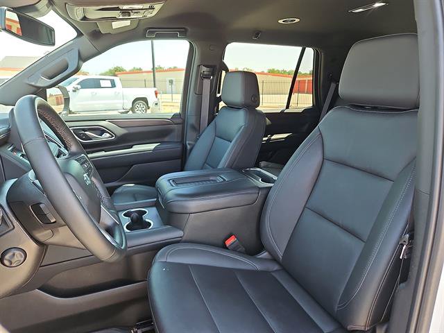 Used 2024 Chevrolet Tahoe Z71 w/ Luxury Package AWD/4WD image 12