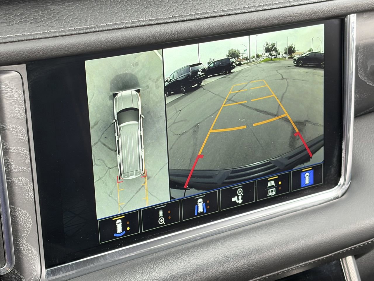 Used 2023 GMC Yukon Denali image 27