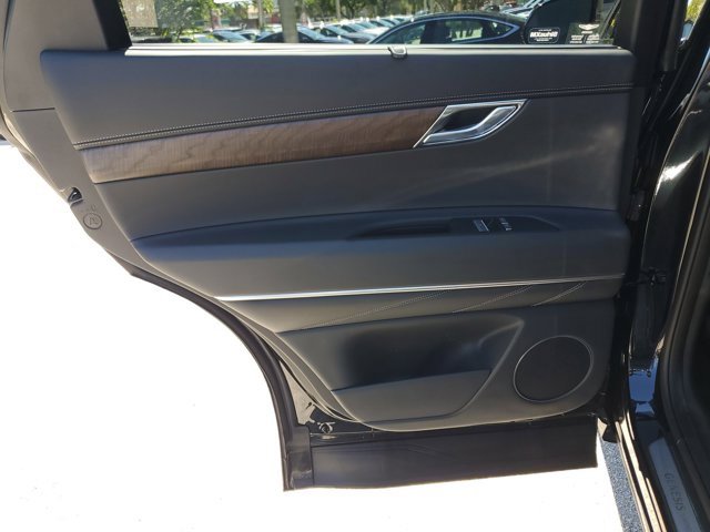 New 2026 Genesis GV80 2.5T Select image 8