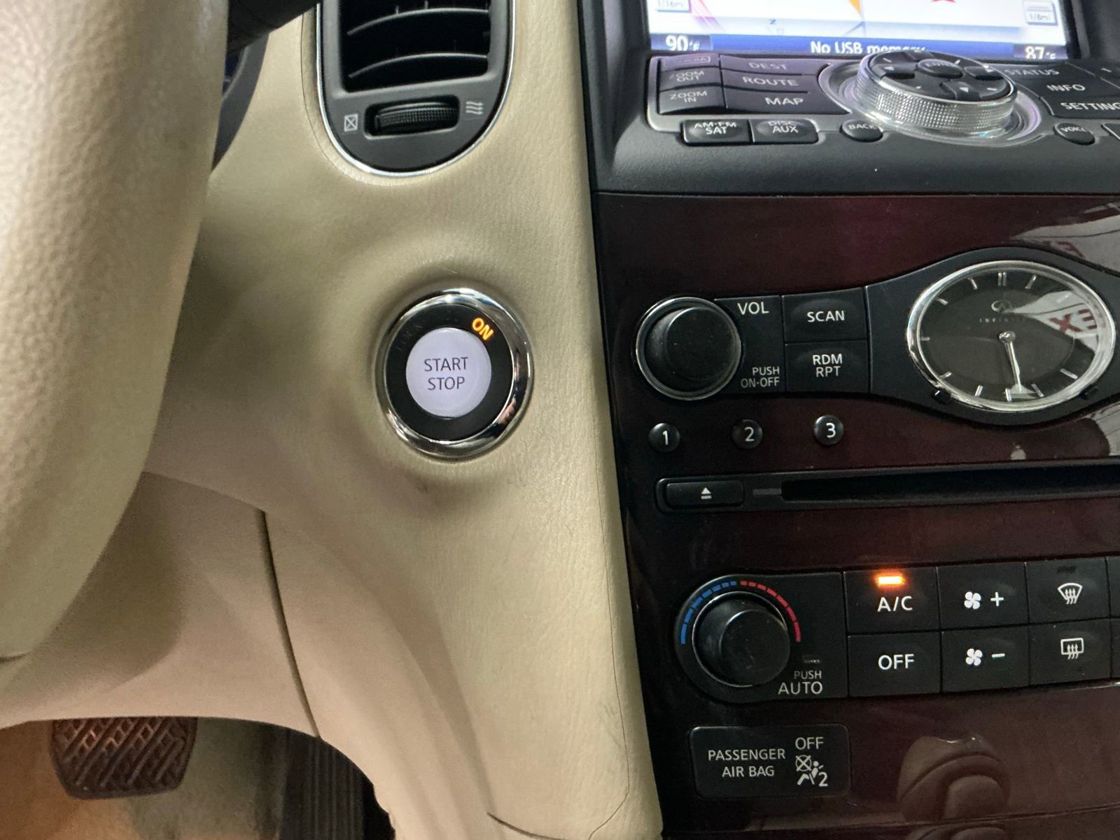 Used 2010 INFINITI EX35 Journey image 22