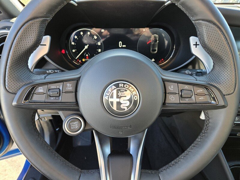 New 2024 Alfa Romeo Giulia Veloce RWD image 12