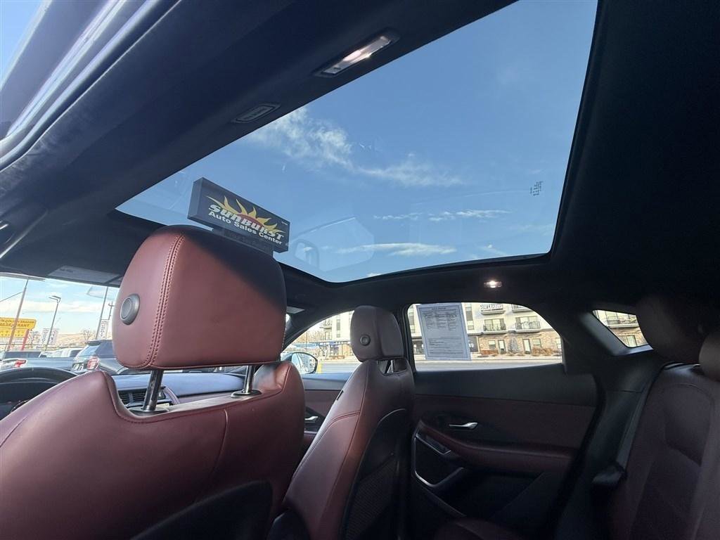 Used 2021 Jaguar E-PACE 300 Sport image 21