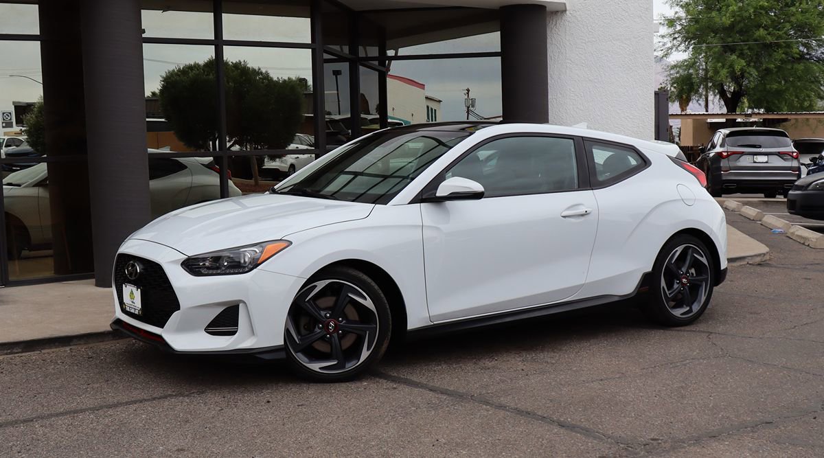 Used 2019 Hyundai Veloster Turbo FWD image 3