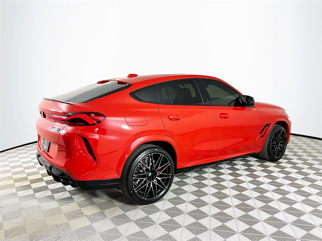 Used 2025 BMW X6 M Competition w/ Executive Package image 7