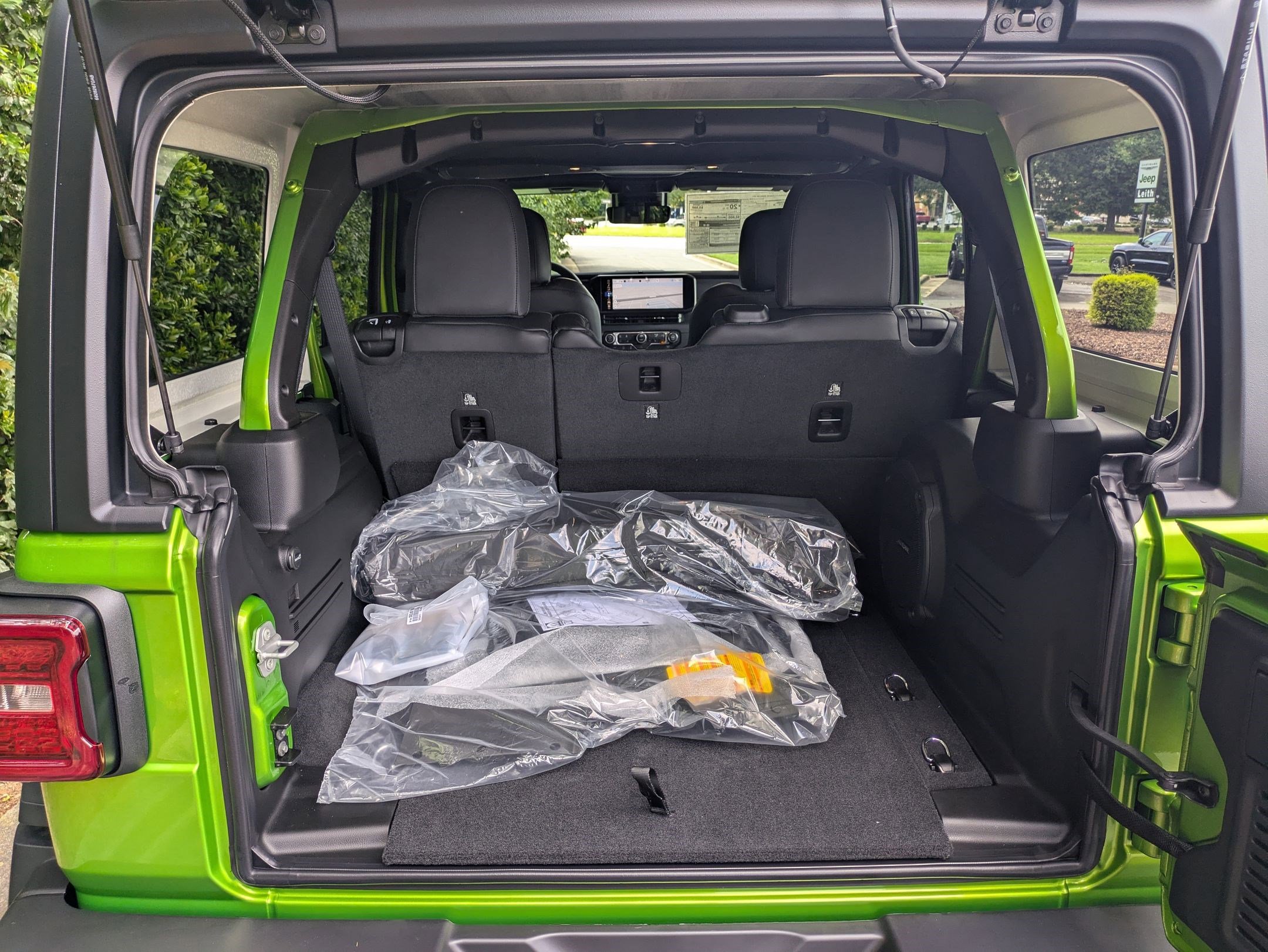 New 2025 Jeep Wrangler Unlimited Rubicon image 25