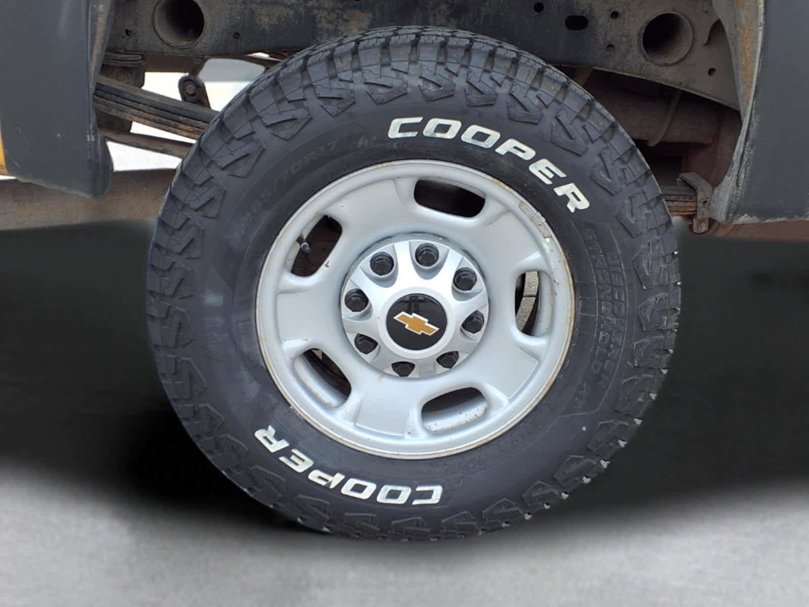 Used 2013 Chevrolet Silverado 2500 W/T AWD/4WD image 6
