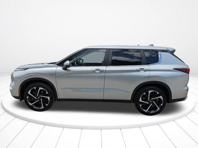 Used 2024 Mitsubishi Outlander SE AWD/4WD image 7
