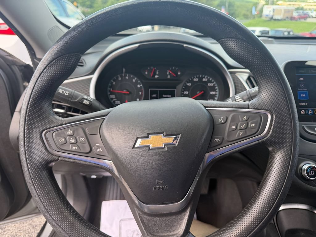 Certified 2024 Chevrolet Malibu LT FWD image 15
