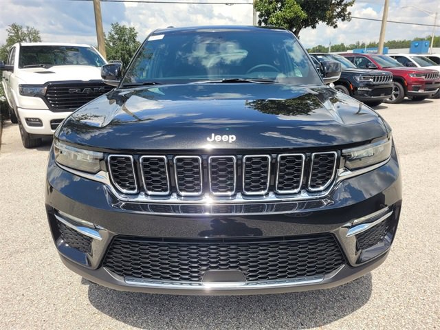 New 2025 Jeep Grand Cherokee Limited w/ Trailer Tow Package image 17