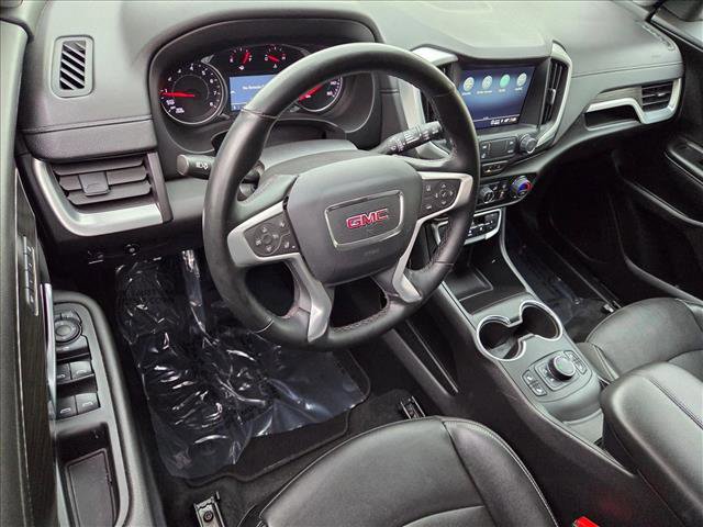 Used 2024 GMC Terrain SLT image 10