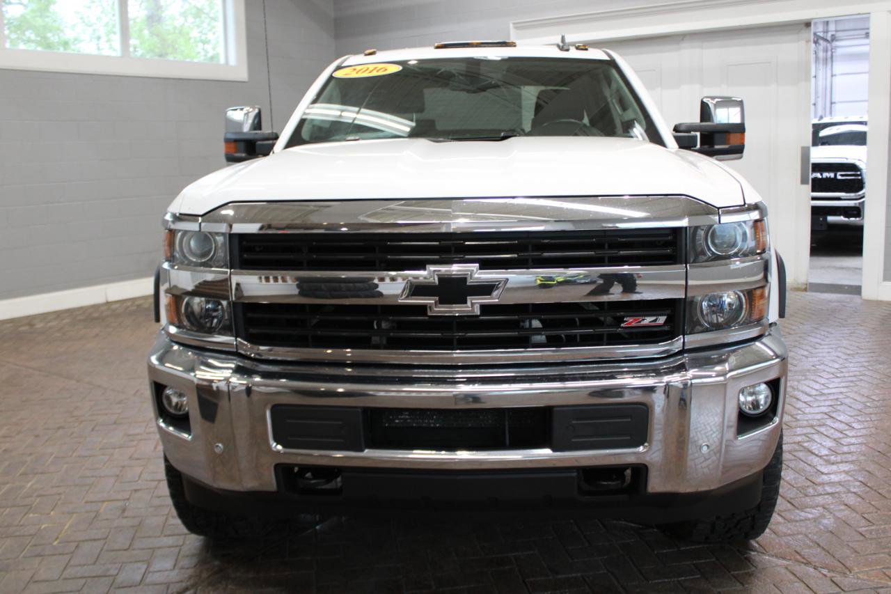Used 2016 Chevrolet Silverado 2500 LTZ w/ LTZ Plus Package AWD/4WD image 2