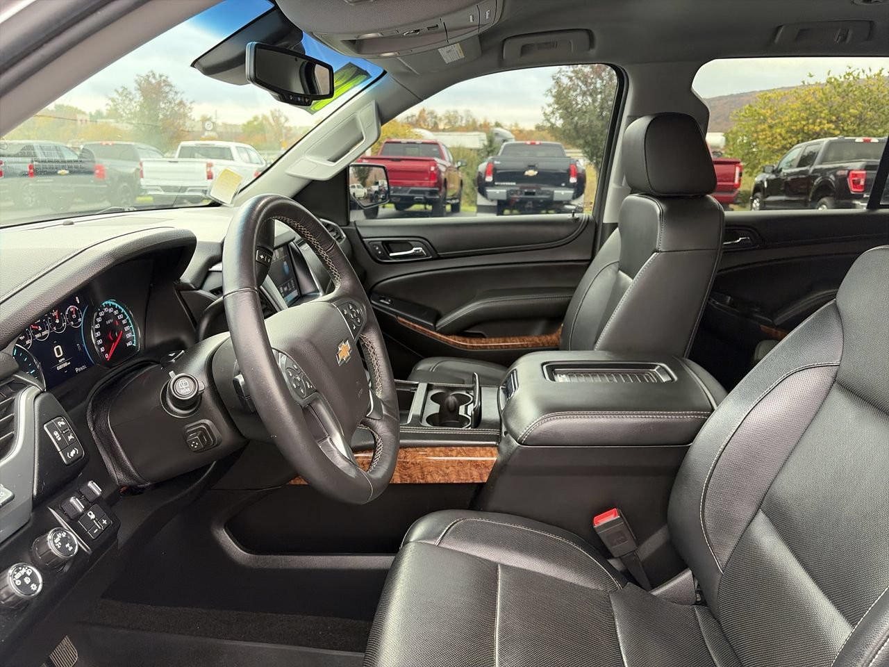 Used 2018 Chevrolet Tahoe Premier w/ RST 6.2L Performance Edition AWD/4WD image 22