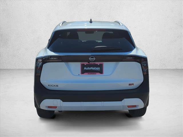 New 2026 Nissan Kicks SR image 6