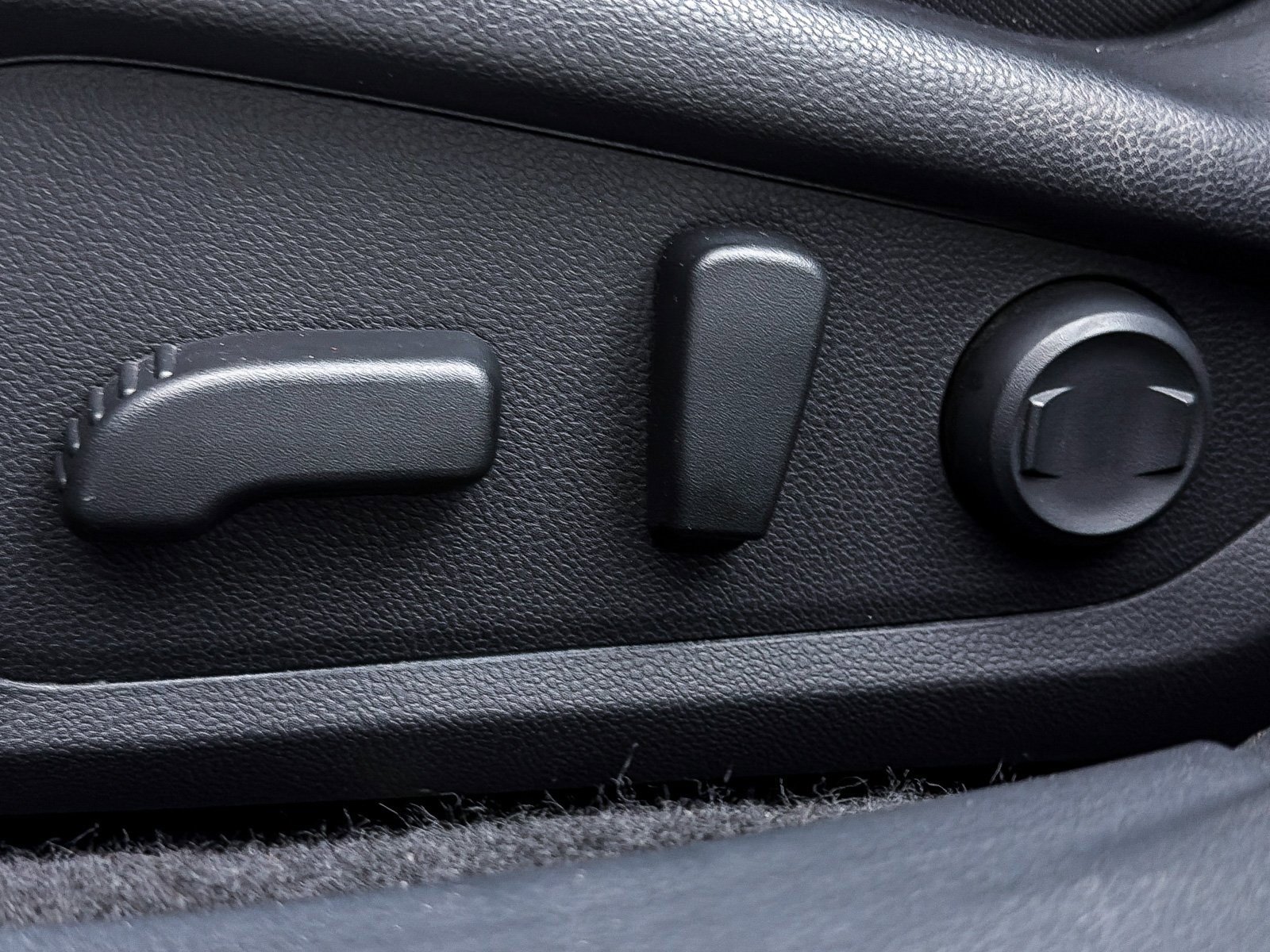 Used 2024 Subaru Crosstrek 2.5i Limited w/ Crosstrek Mirror Package image 23