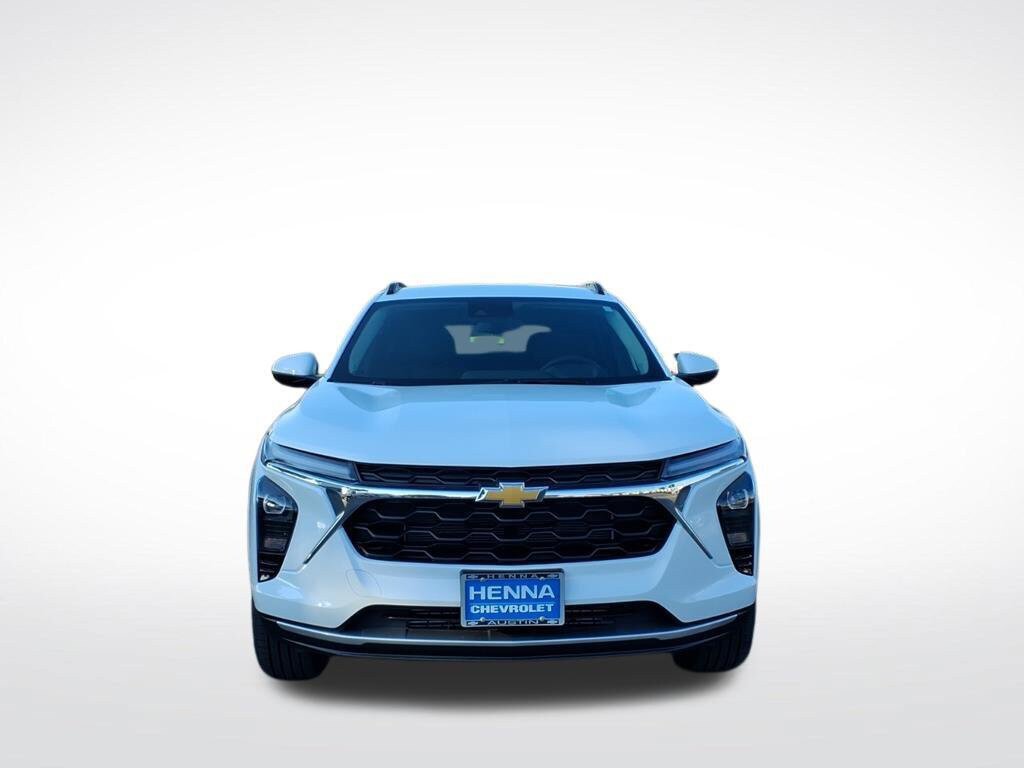 New 2026 Chevrolet Trax LT w/ Driver Confidence Package FWD image 9