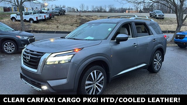 Used 2022 Nissan Pathfinder Platinum w/ Cargo Package image 35