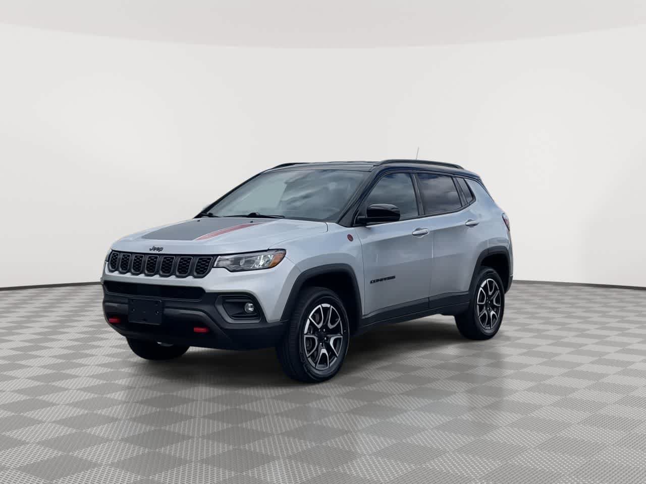 Used 2024 Jeep Compass Trailhawk AWD/4WD image 4