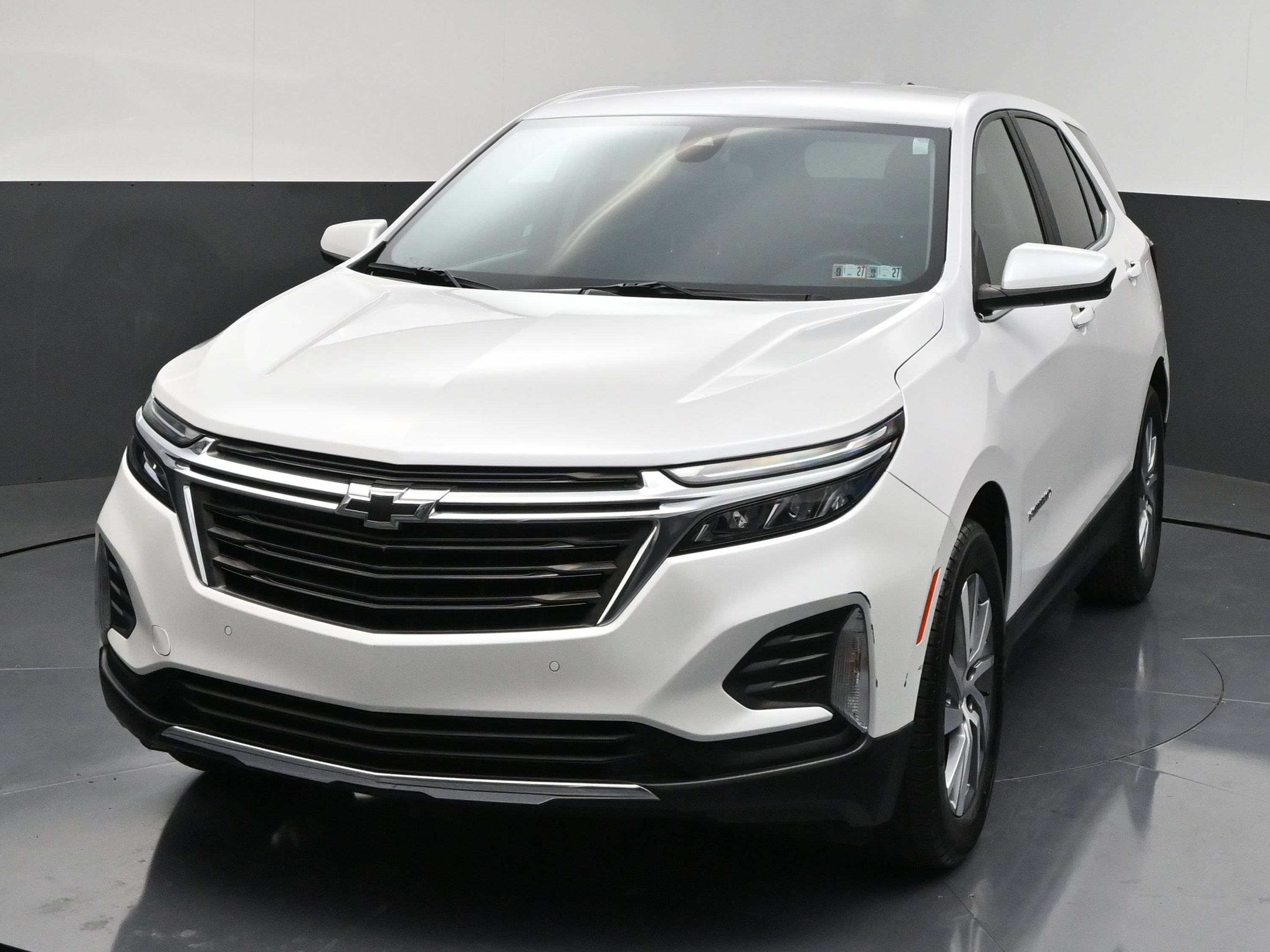 Used 2022 Chevrolet Equinox LT FWD image 3