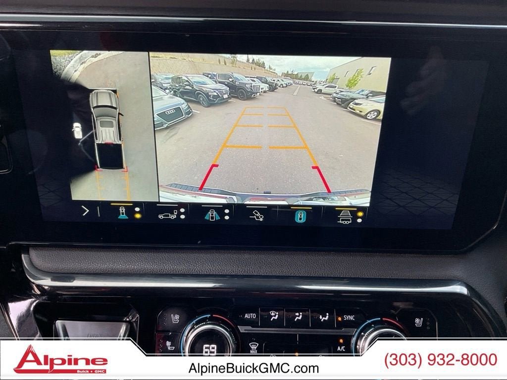 Used 2023 GMC Sierra 1500 AT4 w/ AT4 Premium Package AWD/4WD image 16