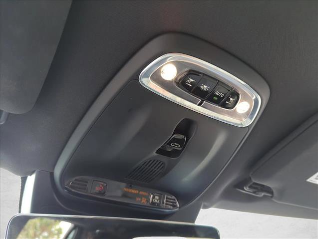 Used 2021 Volvo XC90 T8 R-Design w/ Advanced Package image 15