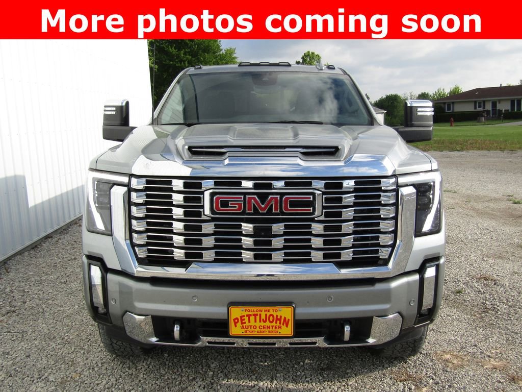 Used 2024 GMC Sierra 2500 Denali w/ Denali Reserve Package AWD/4WD image 8