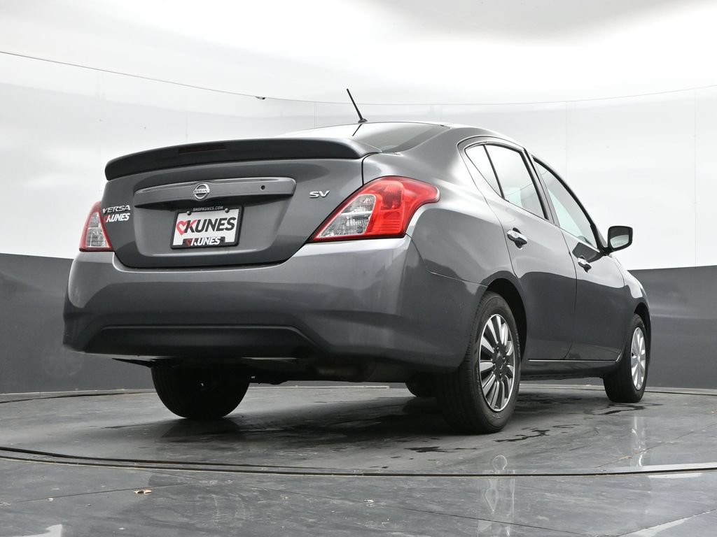 Used 2019 Nissan Versa SV FWD image 40
