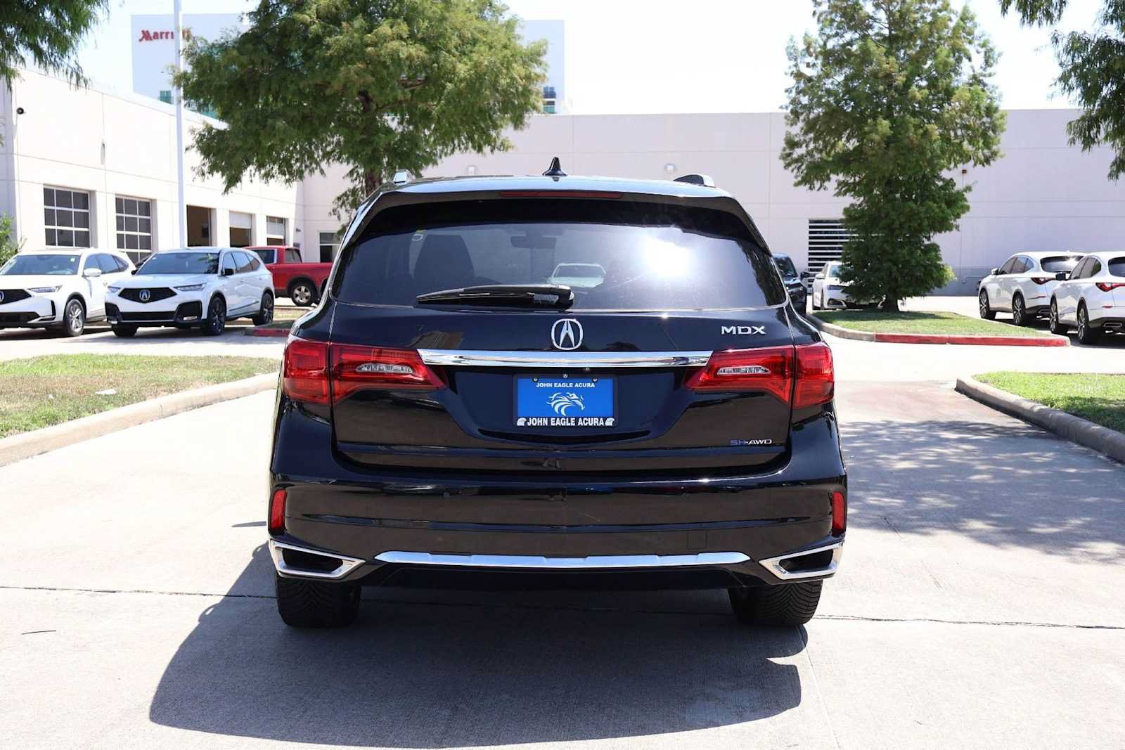 Used 2017 Acura MDX w/ Advance Package AWD/4WD image 5