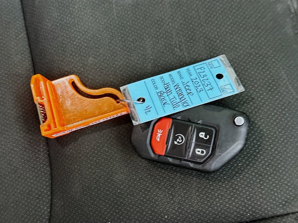 Used 2023 Jeep Wrangler Unlimited Sport image 32