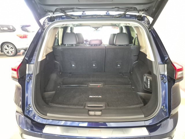 Certified 2025 Nissan Rogue SL w/ Tech Package AWD/4WD image 22