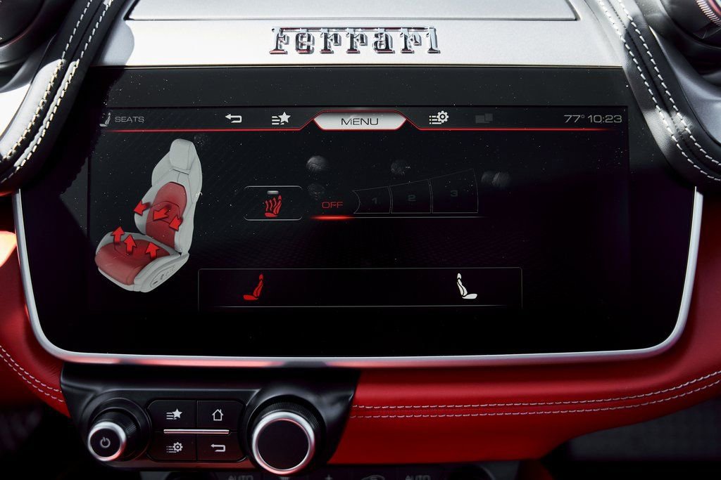 Used 2020 Ferrari GTC4Lusso image 75