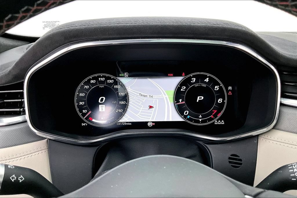 Used 2023 Jaguar F-PACE SVR AWD/4WD image 27