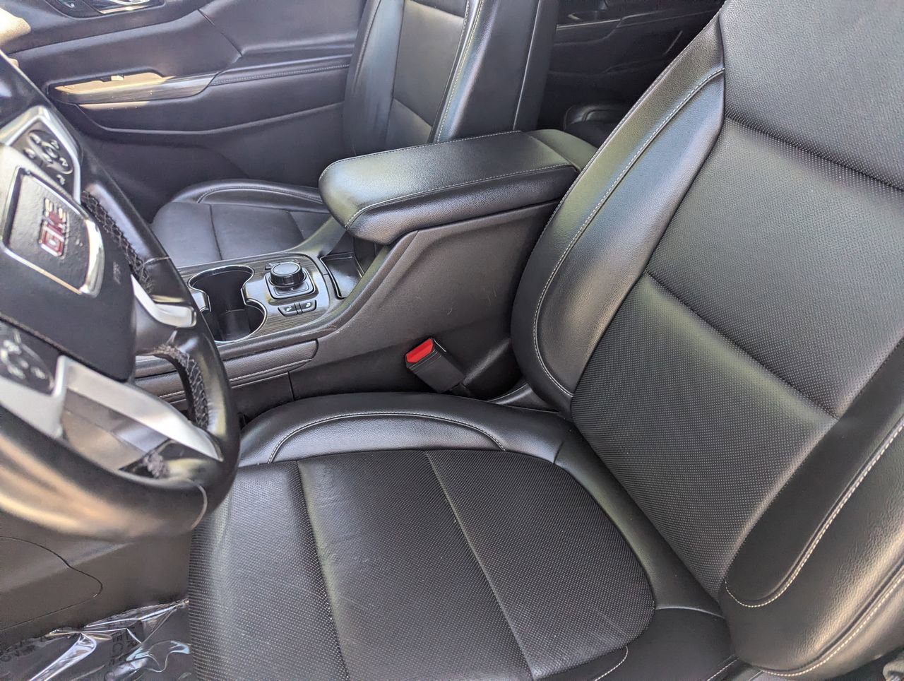 Used 2023 GMC Acadia SLT FWD image 20