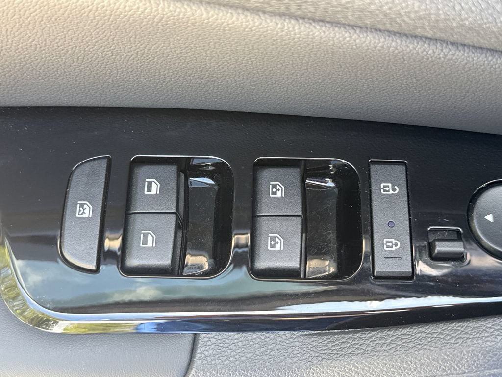 Used 2025 Kia Sportage EX w/ EX Premium Package AWD/4WD image 14
