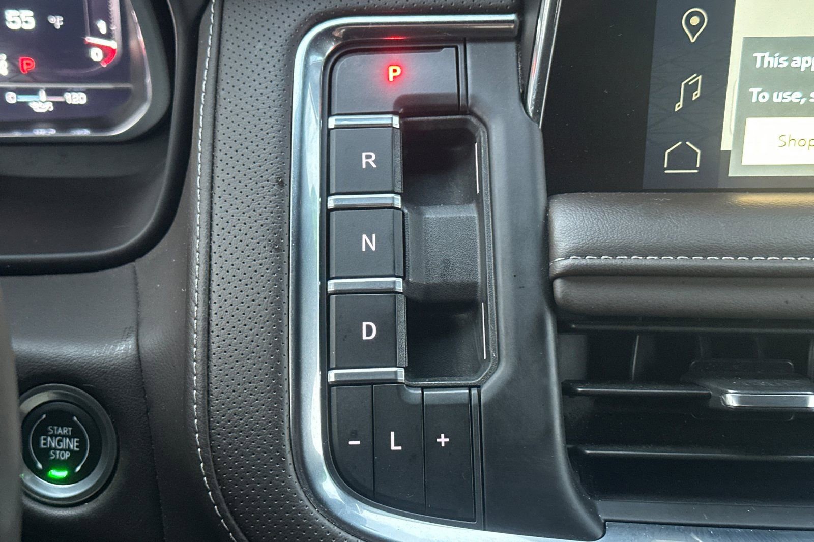 Used 2023 GMC Yukon SLT image 26