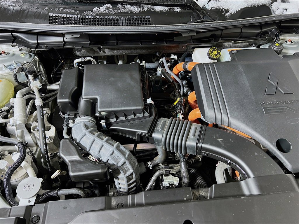 Used 2023 Mitsubishi Outlander SEL image 28