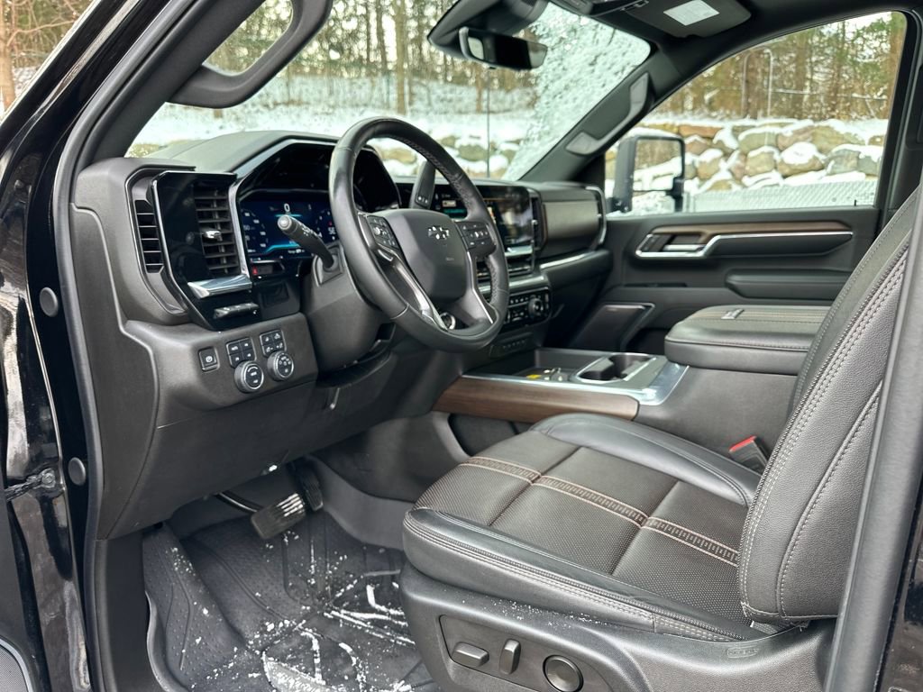 Certified 2024 Chevrolet Silverado 2500 High Country w/ High Country Premium Package image 22