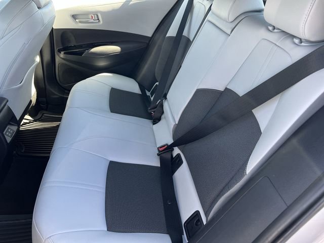 Used 2025 Toyota Corolla XSE image 30