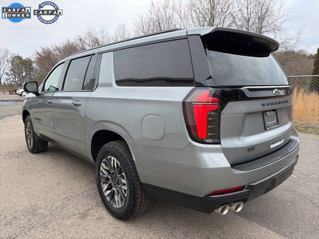 Used 2025 Chevrolet Suburban Z71 image 4