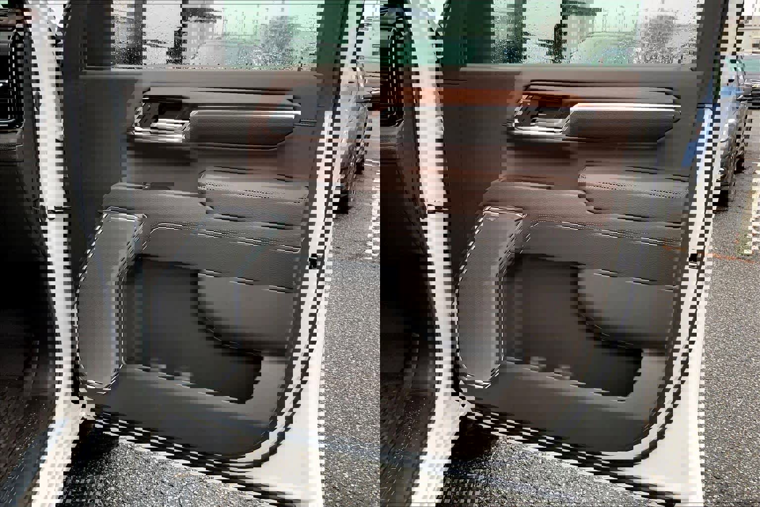 Used 2025 GMC Sierra 2500 Denali image 22