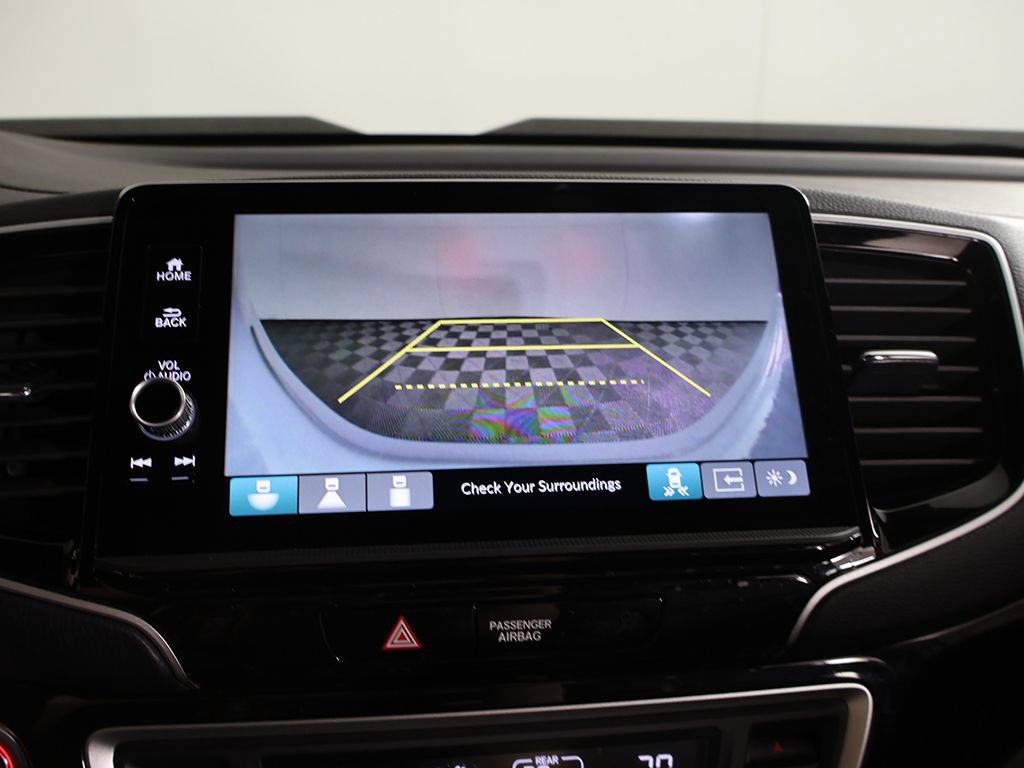 Certified 2025 Honda Ridgeline Black Edition image 47