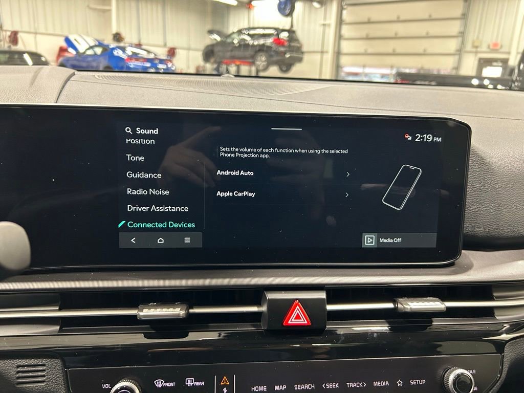 New 2026 Kia Sportage EX w/ EX Panorama Roof Package image 18