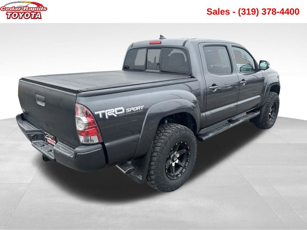 Used 2015 Toyota Tacoma 4x4 Double Cab w/ TRD Sport Package image 5