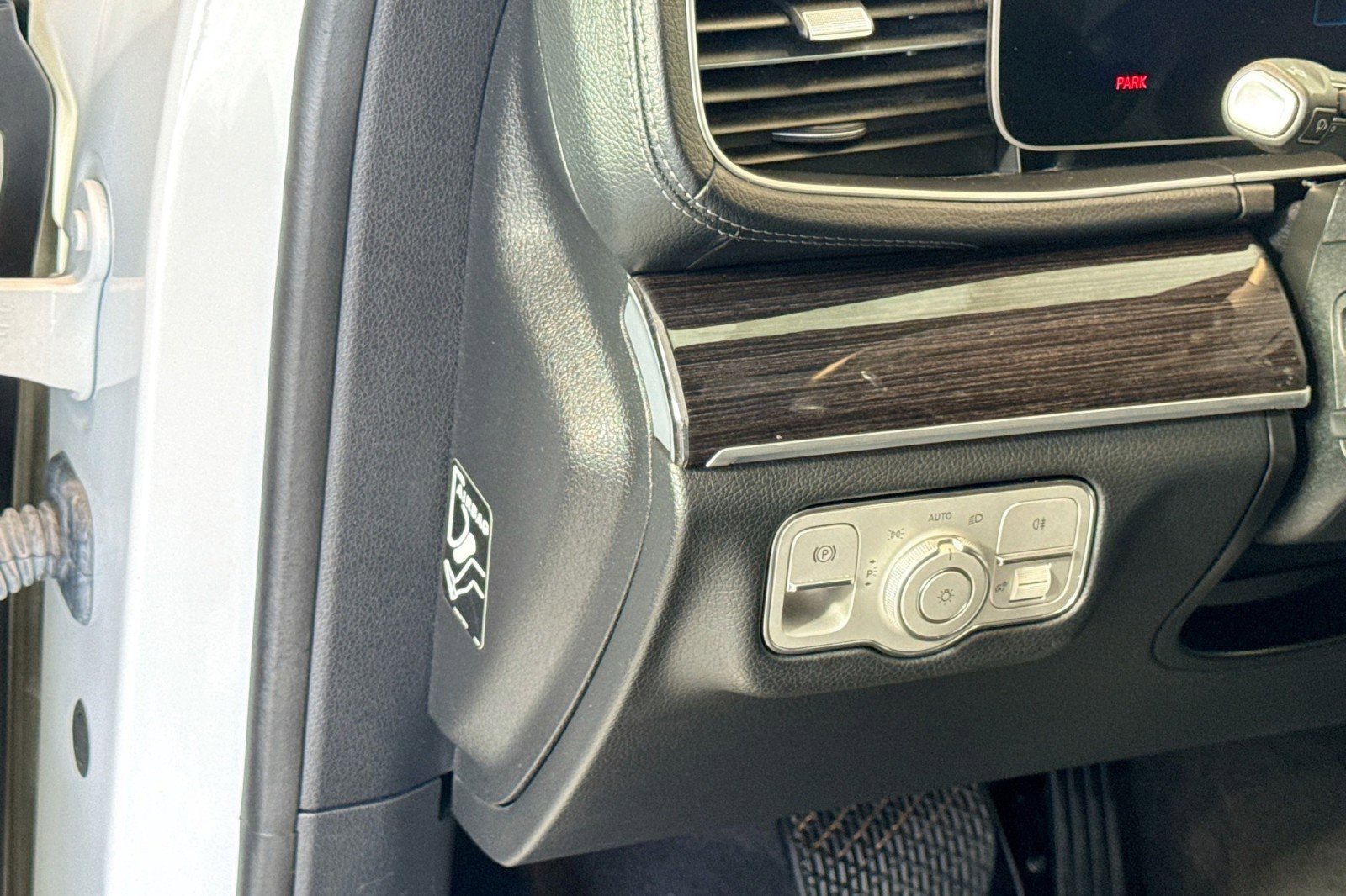 Used 2022 Mercedes-Benz GLS 450 4MATIC image 10