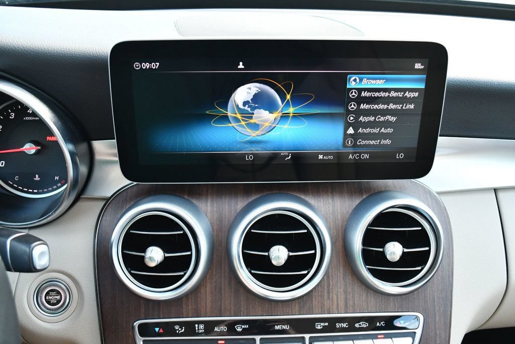 Used 2019 Mercedes-Benz C 300 4MATIC Sedan image 55