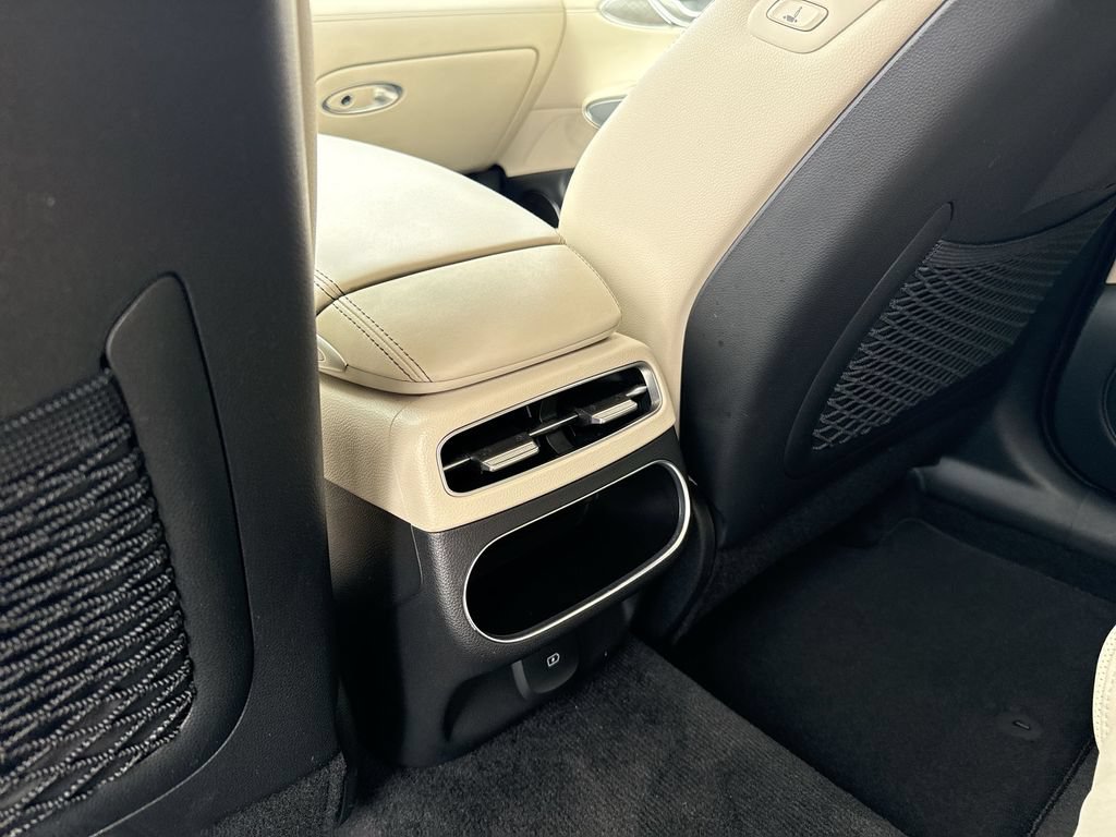 Used 2022 Genesis GV70 2.5T w/ Select Package AWD/4WD image 20