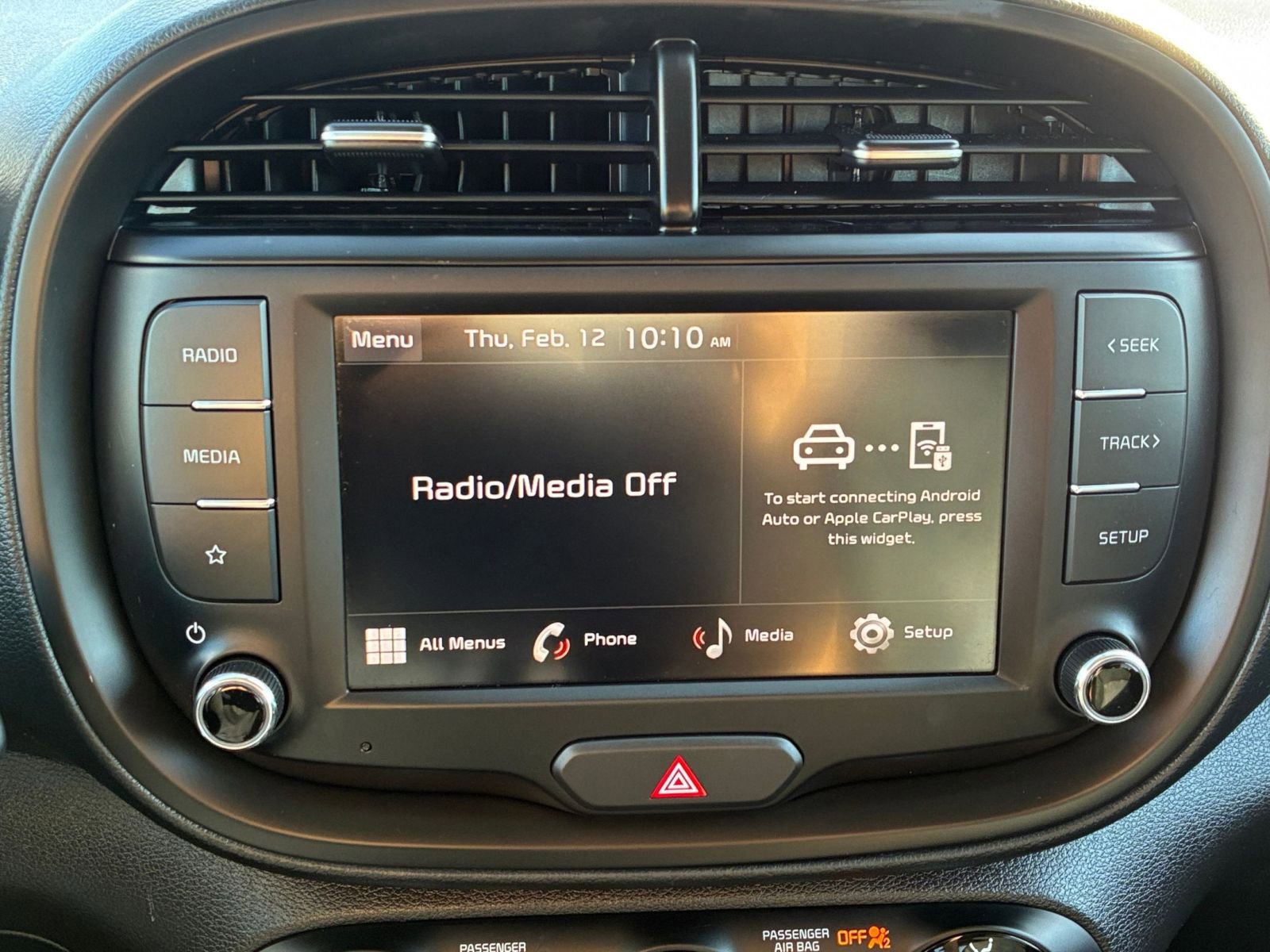 Used 2025 Kia Soul LX w/ LX Technology Package image 18