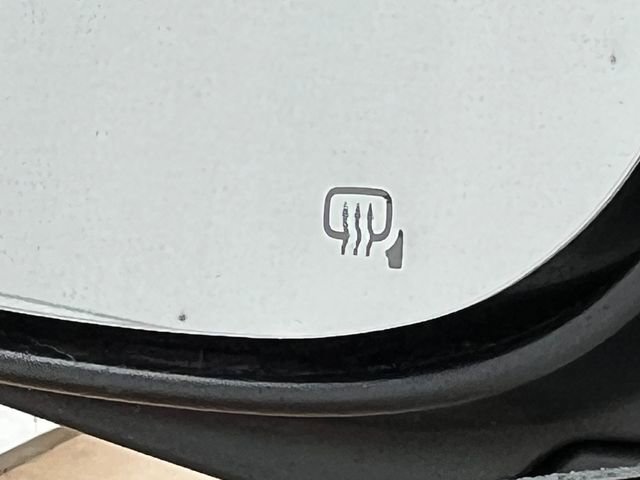 Used 2024 Subaru Ascent Premium w/ Convenience Package image 39