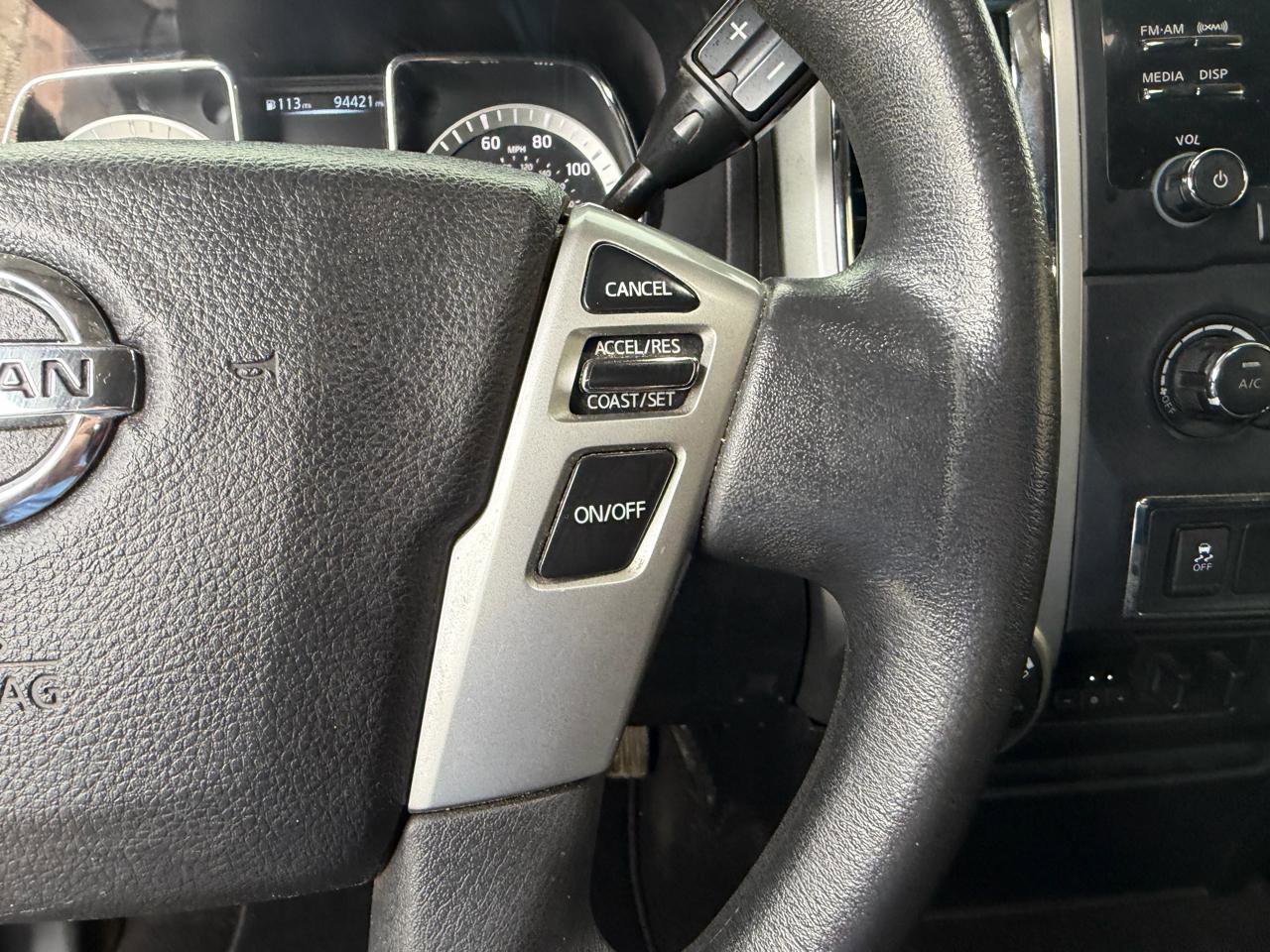 Used 2017 Nissan Titan SV AWD/4WD image 11